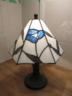 Tiffany tafellamp wit met blauwe bloem, Ophalen of Verzenden, Tiffany, Minder dan 50 cm
