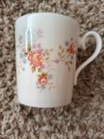 Kopje Royal albert, Huis en Inrichting, Keuken | Servies, Ophalen of Verzenden, Zo goed als nieuw, Overige stijlen, Kop(pen) en/of Schotel(s)