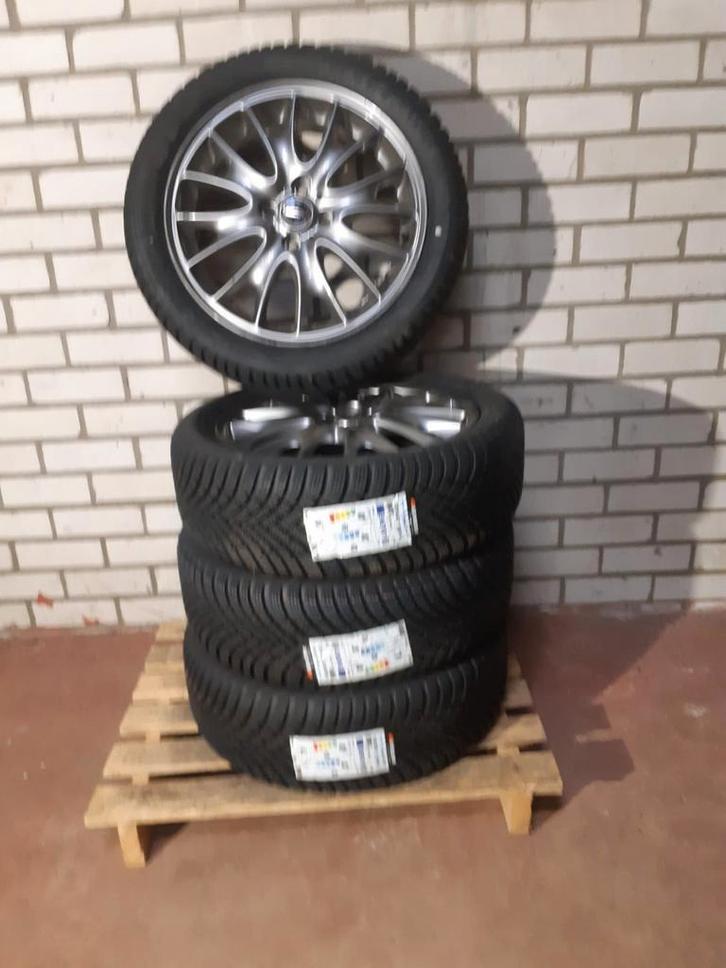 Orginele JCW mini velgenset met nieuwe winterbanden  17 inch, Auto-onderdelen, Banden en Velgen, Banden en Velgen, Winterbanden