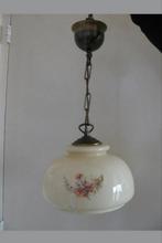 lamp al oudere hanglamp erg mooi met bloemafbeelding, Ophalen, Glas, Lamp bloemen afbeelding wit glas mooie lamp, Minder dan 50 cm