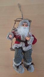 Te koop grote decoratieve kerstman op schommel., Diversen, Kerst, Ophalen of Verzenden, Zo goed als nieuw
