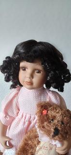 Porseleinen popje Layla 42 cm, Ophalen of Verzenden, Zo goed als nieuw, Pop