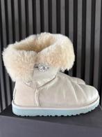 UGG AUSTRALIA BOOTS  Limited Edition Bridal Wedding  EU37, UGG, Wit, Snowboots, Ophalen of Verzenden