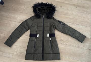 Winterjas groen maat XS beschikbaar voor biedingen