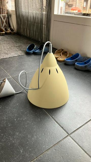 Leuke hanglamp metaal zachtgeel beschikbaar voor biedingen