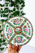 Prachtig vintage porseleinen bord, de Famille Rose medaillon, Ophalen of Verzenden