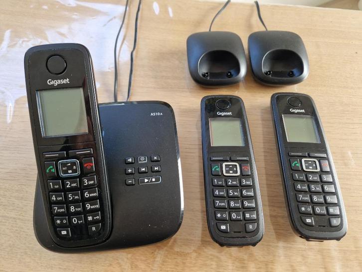 Gigaset A510 draadloze DECT-telefoon met drie handsets, Telecommunicatie, Vaste telefoons | Handsets en Draadloos, Gebruikt, 3 handsets