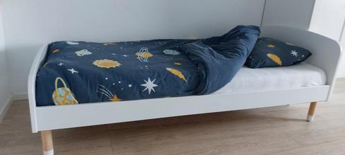 Te koop: 1 persoonsbed (flexa bed play) 90x200., Kinderen en Baby's, Kinderkamer | Bedden, Zo goed als nieuw, Lattenbodem, Ophalen