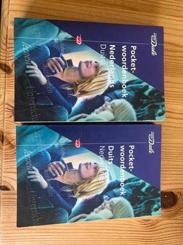 Van Dale Pocketwoordenboek Nederlands-Duits beschikbaar voor biedingen