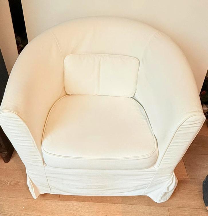 IKEA Tullsta fauteuil: wit, comfortabel en tijdloos!, Huis en Inrichting, Fauteuils, Zo goed als nieuw, 50 tot 75 cm, 75 tot 100 cm