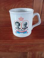 Vintage Juliana & Bernhard Jubileum Mok, Huis en Inrichting, Gebruikt, Keramiek, Ophalen of Verzenden, Overige stijlen