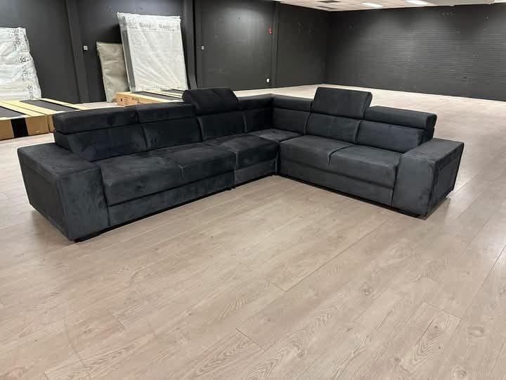 Moderne L-vormige Hoekbank – Zwart & Grijs, Antiek en Kunst, Antiek | Meubels | Stoelen en Banken, Verzenden