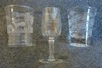 3 gegraveerde glaasjes (hertjes, Eindhoven, Disneyland), Verzamelen, Glas en Borrelglaasjes, Ophalen of Verzenden, Zo goed als nieuw