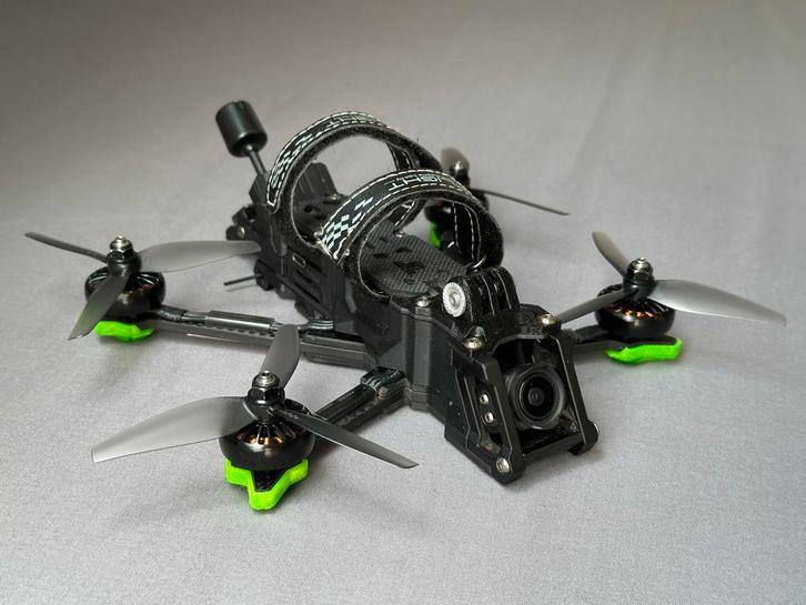 iFlight Nazgul Evoque F4D Freestyle FPV Drone - GPS O3 HD, Hobby en Vrije tijd, Modelbouw | Radiografisch | Helikopters en Quadcopters