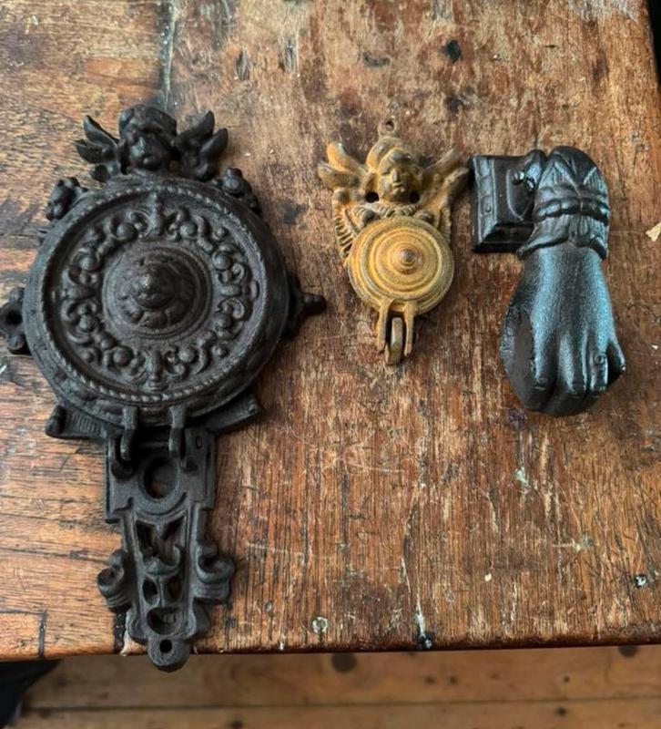 3 leuke oude deurkloppers, Antiek en Kunst, Curiosa en Brocante, Ophalen of Verzenden