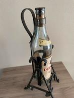 Fles in Smeedijzeren Houder - Kleingeld Spaarpot, Huis en Inrichting, Woonaccessoires | Kisten, Ophalen, Gebruikt, Glas, Minder dan 50 cm