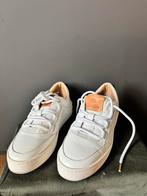 Leren sneakers wit Fred de la Bretoniere mt 37, Ophalen of Verzenden, Zo goed als nieuw, Wit, Sneakers of Gympen