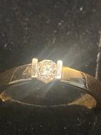 Gouden ring met natuurlijke diamant maat 17, Sieraden, Tassen en Uiterlijk, Ringen, Ophalen of Verzenden, Zo goed als nieuw, 17 tot 18
