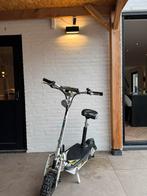 Elektrische step - met zadel - e scooter - scootmobiel, Ophalen, Zo goed als nieuw, Elektrische step (E-scooter)