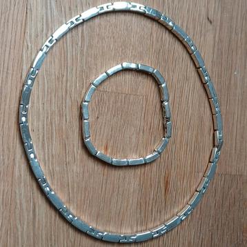 Zilverkleurige ketting & armband set - ZGAN beschikbaar voor biedingen