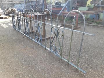 Sierhekwerk 70cm hoog, gegalvaniseerd en gepoedercoat grijs beschikbaar voor biedingen