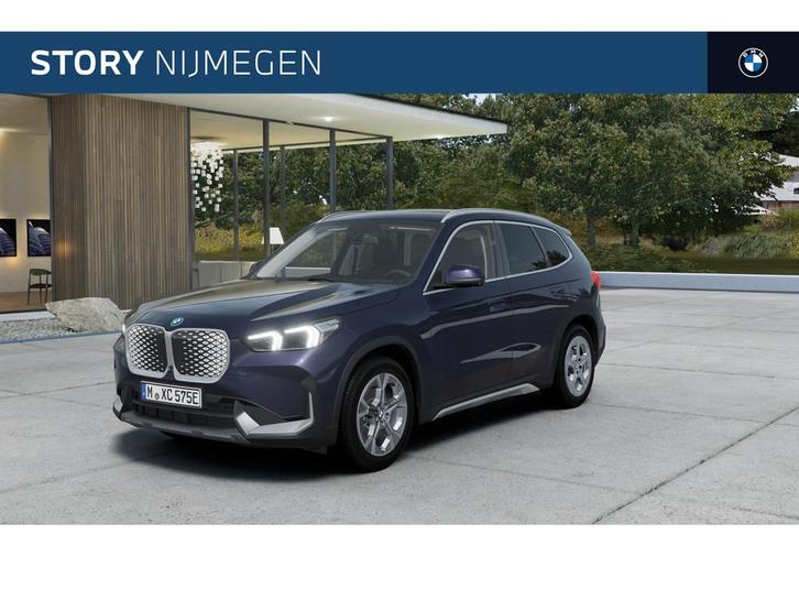 BMW iX1 eDrive20 Pure Edition / Adaptieve LED / Comfort Acce, Auto's, BMW, Bedrijf, Te koop, iX1, ABS, Achteruitrijcamera, Airbags