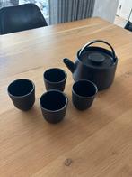 Stijlvolle zwarte theepot met kopjes - serax INKU Serax, Nieuw, Ophalen of Verzenden, Overige stijlen, Kop(pen) en/of Schotel(s)