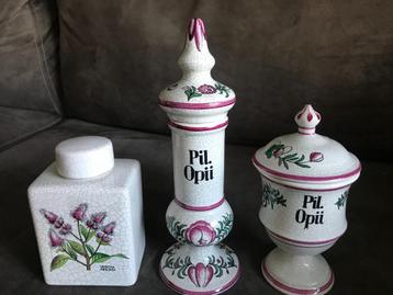 3 Antieke Apothekerspotten Porselein/Keramiek. beschikbaar voor biedingen