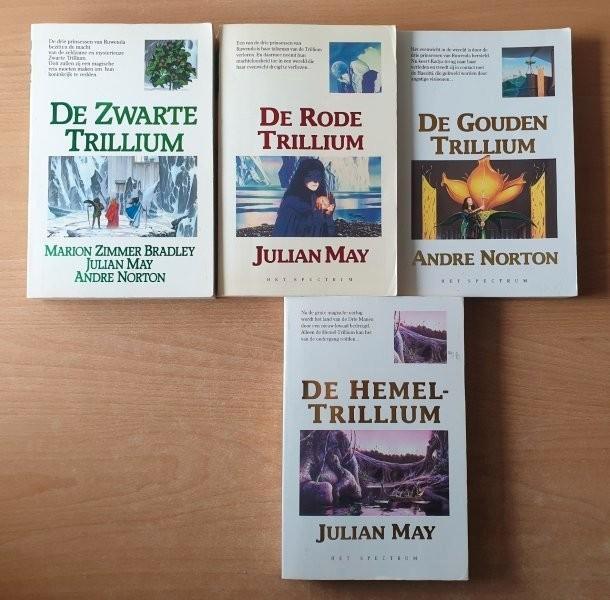 Bradley, May, Norton - 4x Trillium reeks, Boeken, Fantasy, Gelezen, Ophalen of Verzenden