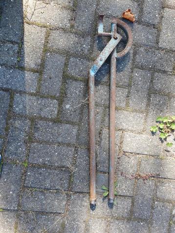 buigtang groot  beschikbaar voor biedingen