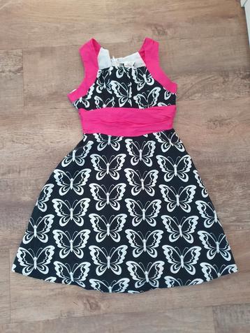 Zwarte jurk met vlinders beschikbaar voor biedingen