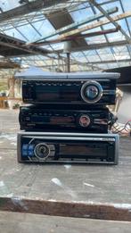 3 keer autoradio met cd speler, Auto diversen, Autoradio's, Ophalen of Verzenden, Zo goed als nieuw