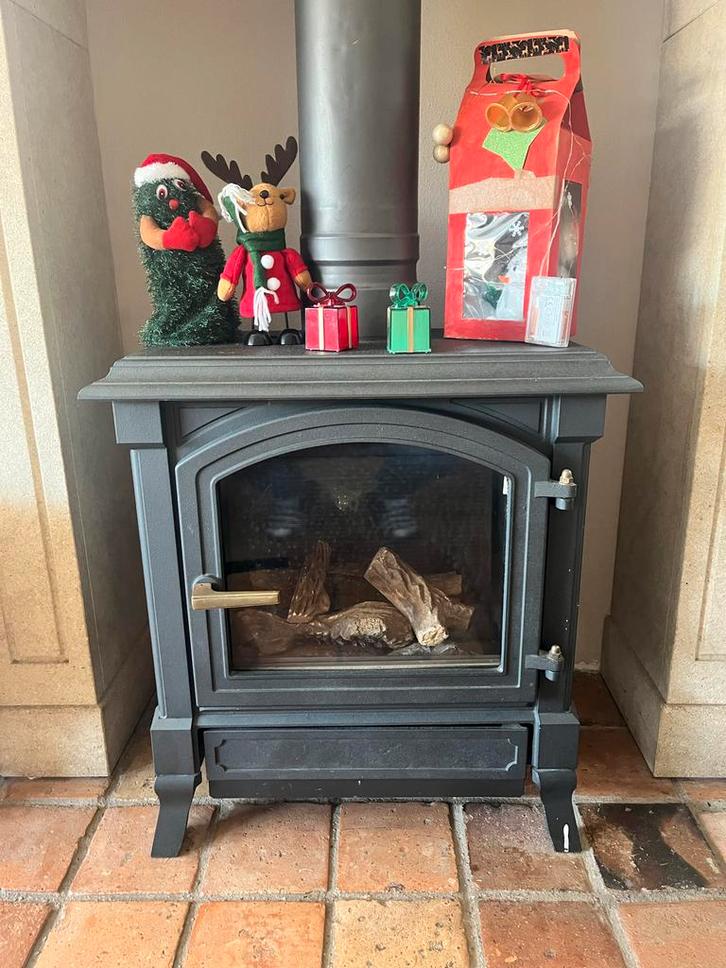 Nestor Martin H25 Gaskachel + Kachelpijp - Perfecte Staat!, Huis en Inrichting, Kachels, Zo goed als nieuw, Vrijstaand, Gaskachel