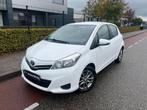 Toyota Yaris 1.0 VVT-i Comfort Navigatie Airco Elektrisch-pa, Voorwielaandrijving, Stof, Gebruikt, Zwart