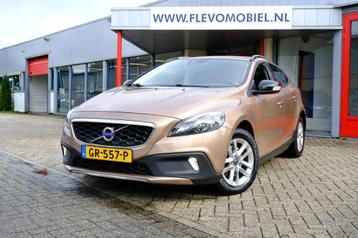 Volvo V40 Cross Country 1.6 D2 Kinetic Navi|Airco|LMV beschikbaar voor biedingen