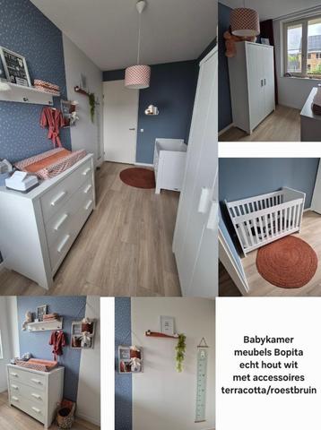 Complete babykamer: meubels echt hout wit Bopita + accessoir beschikbaar voor biedingen