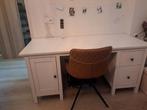 HEMNES
Bureau, wit gebeitst, 155x65 cm, Huis en Inrichting, Bureaus, Ophalen, Gebruikt