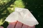 Bergkristal O | 10x7x3 cm | 179 gram, Verzamelen, Ophalen of Verzenden, Mineraal