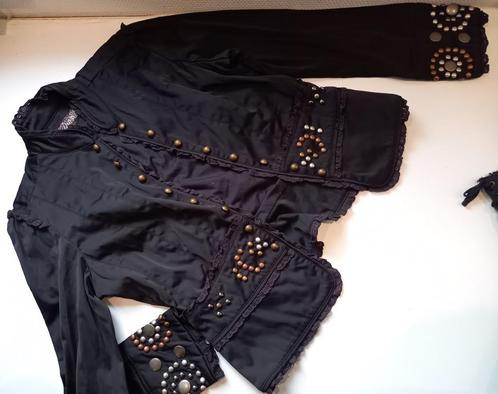 WATCHER DIVA schitterend jasje met studs, maat L – 40, Kleding | Dames, Jasjes, Kostuums en Pakken, Zo goed als nieuw, Jasje, Maat 38/40 (M)