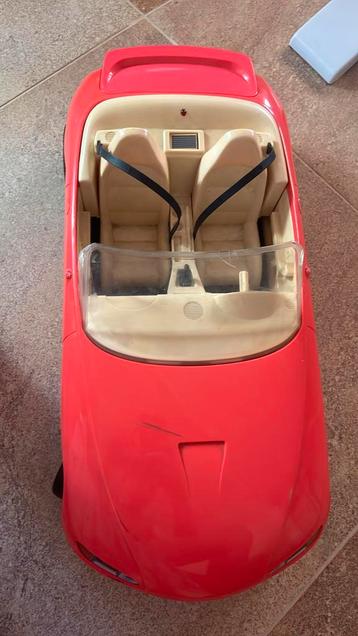Hele zeldzame vintage barbie auto (weet niet of hij wetkt) beschikbaar voor biedingen
