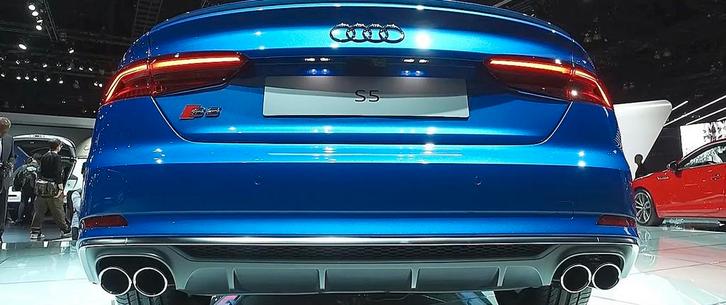 Audi S5 Diffusor + Achterklepspoiler + Sleutel + led licht, Auto diversen, Tuning en Styling, Ophalen of Verzenden