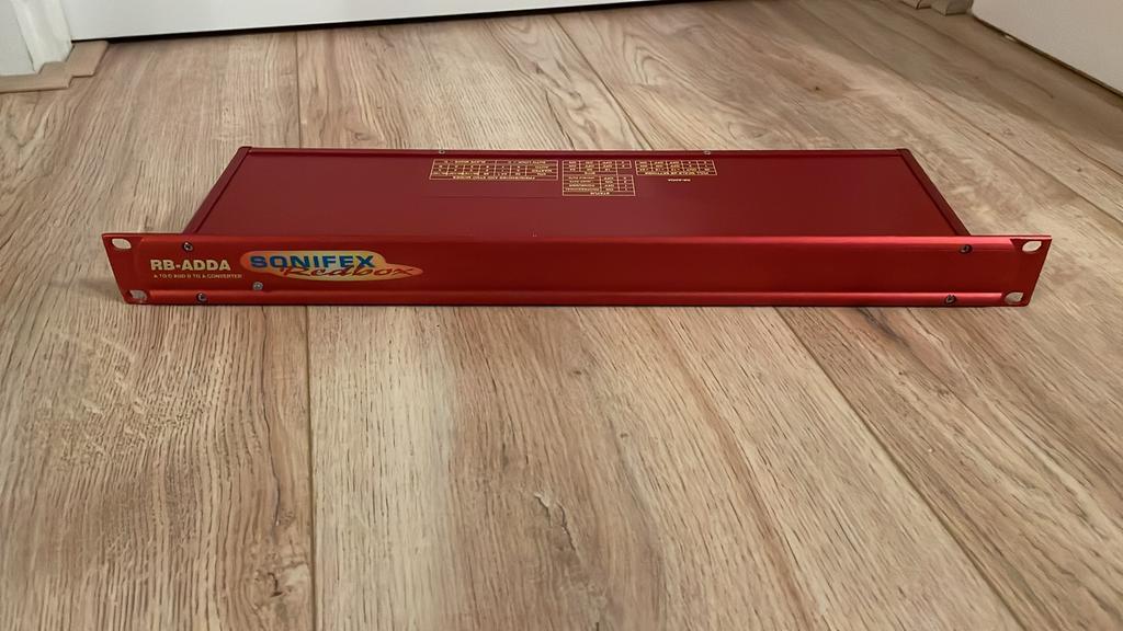 Sonifex Redbox RB-ADDA converter, Ophalen of Verzenden, Zo goed als nieuw
