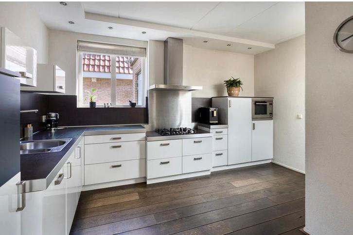 Complete keuken te koop!, Huis en Inrichting, Keuken | Complete keukens, Zo goed als nieuw, Hoekkeuken, Wit, Ophalen