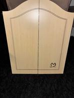 Van Gerwen dartbord met kast en setje dartpijlen, Sport en Fitness, Darts, Ophalen, Nieuw, Dartbord met pijlen