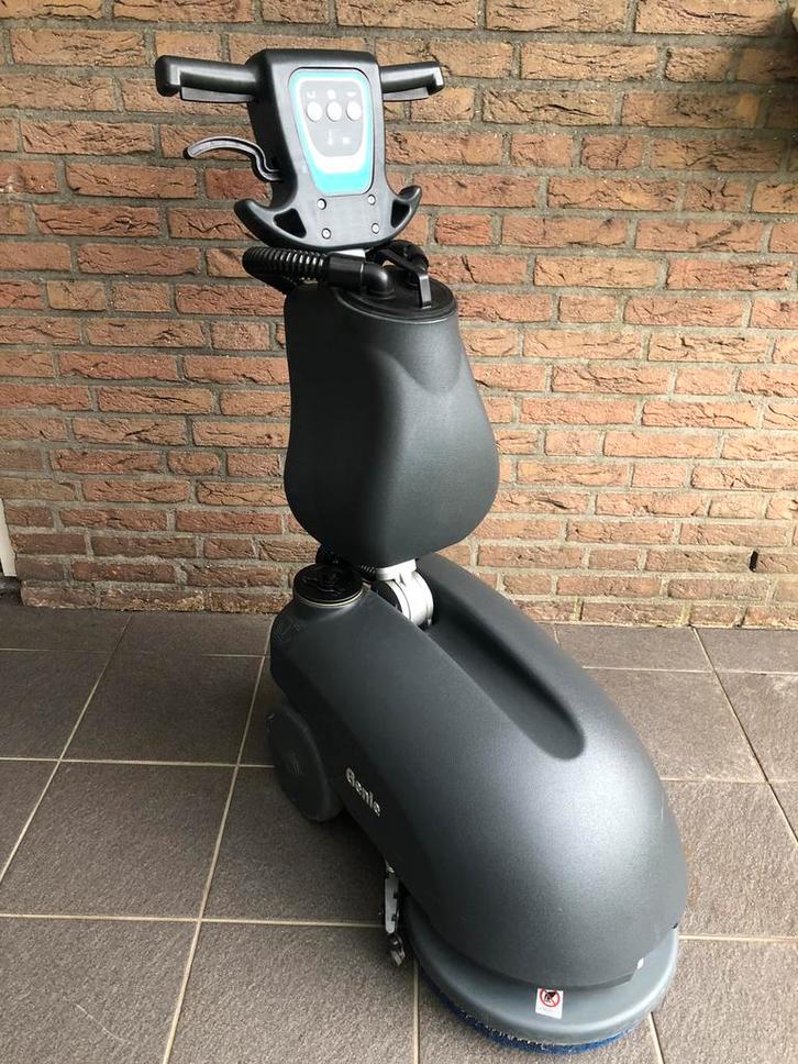 Demo schrobmachine van Fimap, Doe-het-zelf en Verbouw, Reinigingsmachines, Zo goed als nieuw, Ophalen