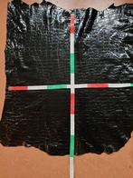 Lakleer huidje echt leer met crocoprint., Hobby en Vrije tijd, Stoffen en Lappen, Zwart, Leer of Kunstleer, Nieuw, Ophalen of Verzenden