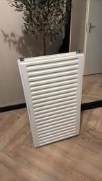 Radiator horizontaal inc beugels 90cm x 50cm, 30 tot 80 cm, Gebruikt, Radiator, Ophalen of Verzenden
