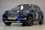 BMW X1 SDrive20i High Executive xLine |Carplay|HeadUp|Leder, 1998 cc, Euro 6, Blauw, Leder en Stof