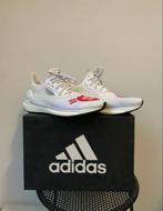 Adidas Solarhu Human Made Pharrell Williams US9 Nieuw, Wit, Nieuw, Ophalen of Verzenden, Sneakers of Gympen