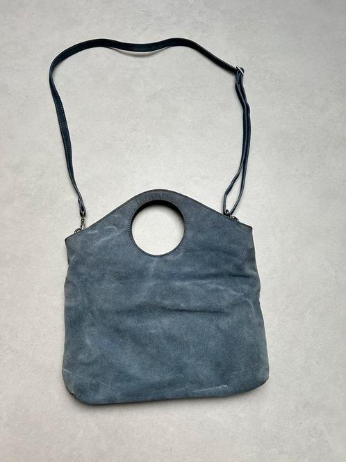 Blauwe suède schoudertas van Manfield, Sieraden, Tassen en Uiterlijk, Tassen | Schoudertassen, Zo goed als nieuw, Overige merken